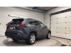 Toyota Rav4 * AWD | HTD SEATS | CARPLAY | 17IN ALLOYS | REAR C - 22222 € / 43462.45 лв. - 49488949 9 | Car24.bg Toyota Rav4 * AWD | HTD SEATS | CARPLAY | 17IN ALLOYS | REAR C - 22222 € / 43462.45 лв. - 49488949 9