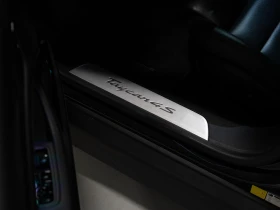 Porsche Taycan * Performance Plus * 4x4 * Sport-Chrono - 91000 лв. / 46527.56 € - 63466132 16 | Car24.bg Porsche Taycan * Performance Plus * 4x4 * Sport-Chrono - 91000 лв. / 46527.56 € - 63466132 16