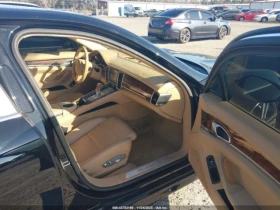 Porsche Panamera 4S 4.8i - Топ състояние - АвтоКредит - 19500 лв. / 9970.19 € - 48371928 10 | Car24.bg Porsche Panamera 4S 4.8i - Топ състояние - АвтоКредит - 19500 лв. / 9970.19 € - 48371928 10