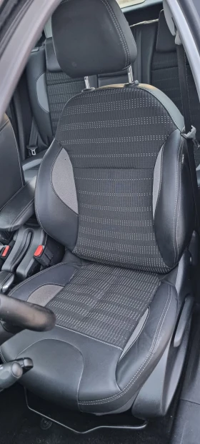 Peugeot 2008 1.6 Blue HDI Allure | Mobile.bg — малка снимка 11