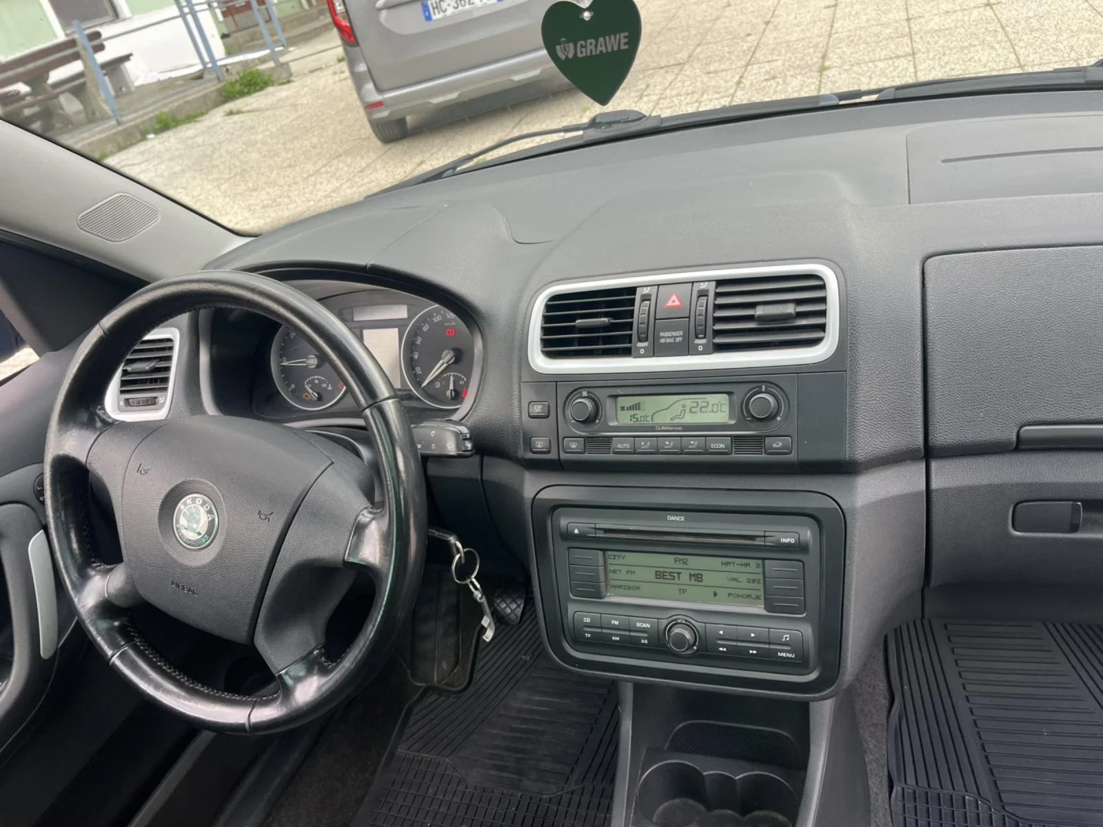 Skoda Roomster 1.4 дизел 80к.с - изображение 8 | Auto.bg Skoda Roomster 1.4 дизел 80к.с - изображение 8