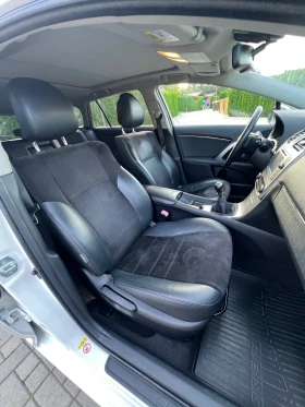 Toyota Avensis 2.0D-4D* Фейслифт* Кожа* Алкантара* Нави* Камера* - 6699 € / 13102.11 лв. - 25013958 14 | Car24.bg Toyota Avensis 2.0D-4D* Фейслифт* Кожа* Алкантара* Нави* Камера* - 6699 € / 13102.11 лв. - 25013958 14