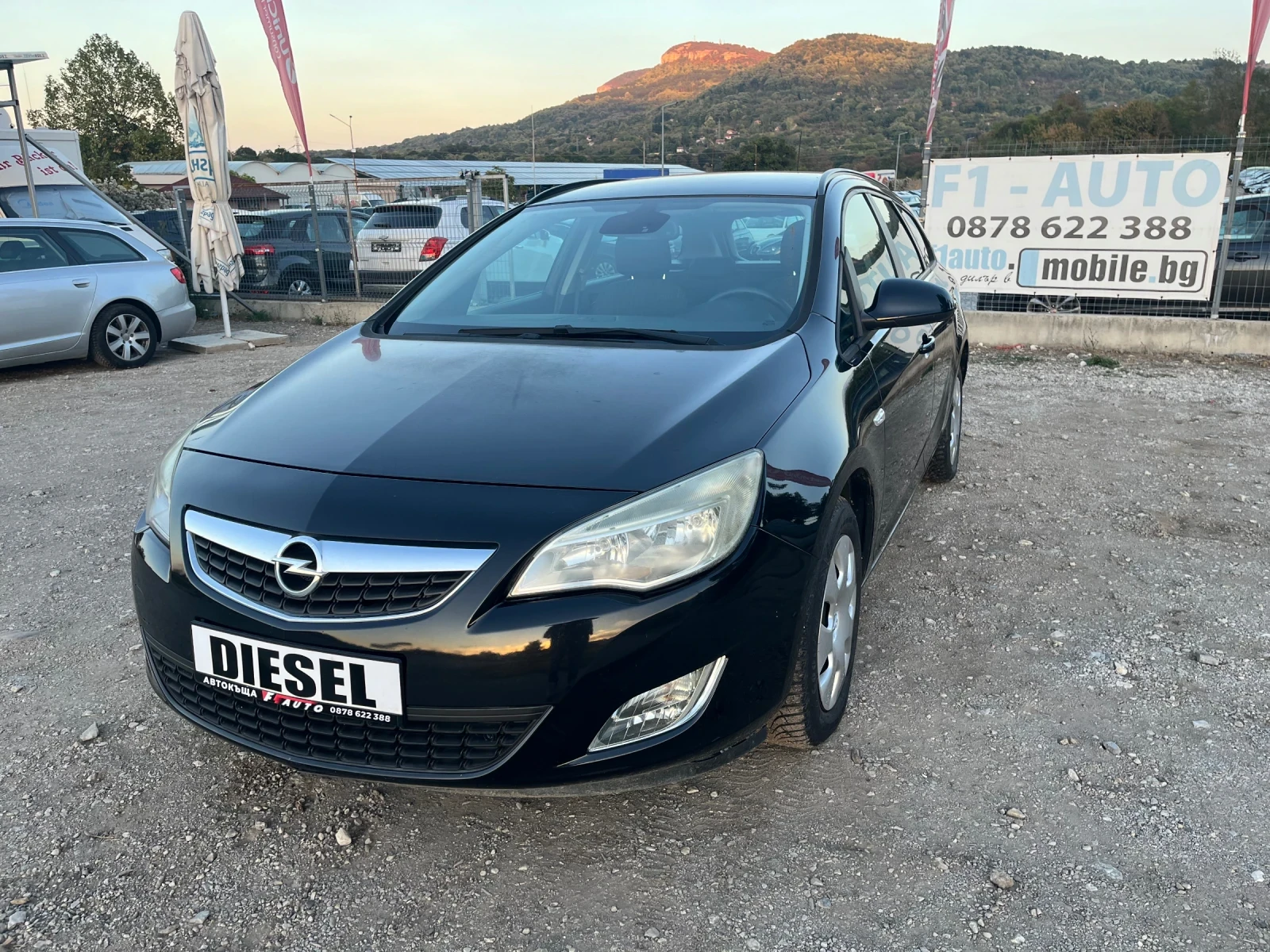 Opel Astra 1.7CDTI-110-ITALIA | Auto.bg — изображение 1 Opel Astra 1.7CDTI-110-ITALIA | Auto.bg — изображение 1