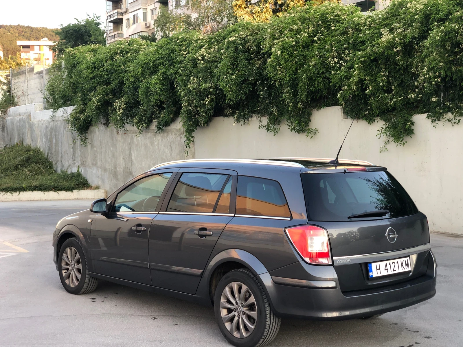 Opel Astra 1.6 БЕНЗИН 116 к.с - изображение 4 | Auto.bg Opel Astra 1.6 БЕНЗИН 116 к.с - изображение 4