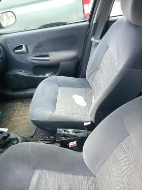 Renault Megane - 730 € / 1427.76 лв. - 44443415 5 | Car24.bg Renault Megane - 730 € / 1427.76 лв. - 44443415 5