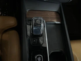 Volvo XC60 T8 Recharge Inscription eAWD/Harman Kardon/360/ОБД | Auto.bg — изображение 13 Volvo XC60 T8 Recharge Inscription eAWD/Harman Kardon/360/ОБД | Auto.bg — изображение 13