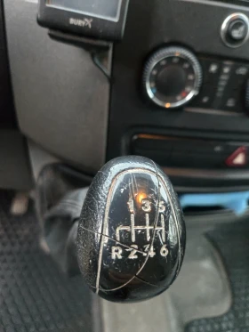 VW Crafter 2.5TDI 163к.с. XXXL 2011г.165000 реални. | Auto.bg — изображение 12 VW Crafter 2.5TDI 163к.с. XXXL 2011г.165000 реални. | Auto.bg — изображение 12