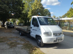 Renault Mascott