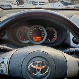 Toyota Rav4 d4d 2.2, 6 СКОРОСТИ, 4х4, ОБСЛУЖЕНА+ РЕГИСТРАЦИЯ - 4550 € / 8899.03 лв. - 32114066 12 | Car24.bg Toyota Rav4 d4d 2.2, 6 СКОРОСТИ, 4х4, ОБСЛУЖЕНА+ РЕГИСТРАЦИЯ - 4550 € / 8899.03 лв. - 32114066 12