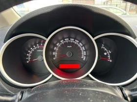 Kia Venga / 1.4I / GAS / 90HP / EURO 5 / - 5300 лв. / 2709.85 € - 61217985 13 | Car24.bg Kia Venga / 1.4I / GAS / 90HP / EURO 5 / - 5300 лв. / 2709.85 € - 61217985 13