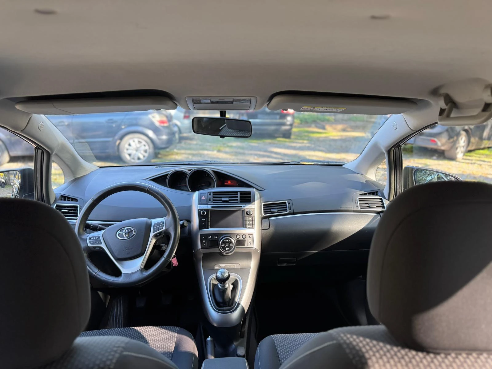 Toyota Verso Италия - изображение 10 | Auto.bg Toyota Verso Италия - изображение 10