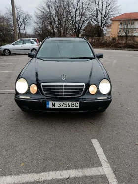 Снимка Mercedes-Benz E 270
