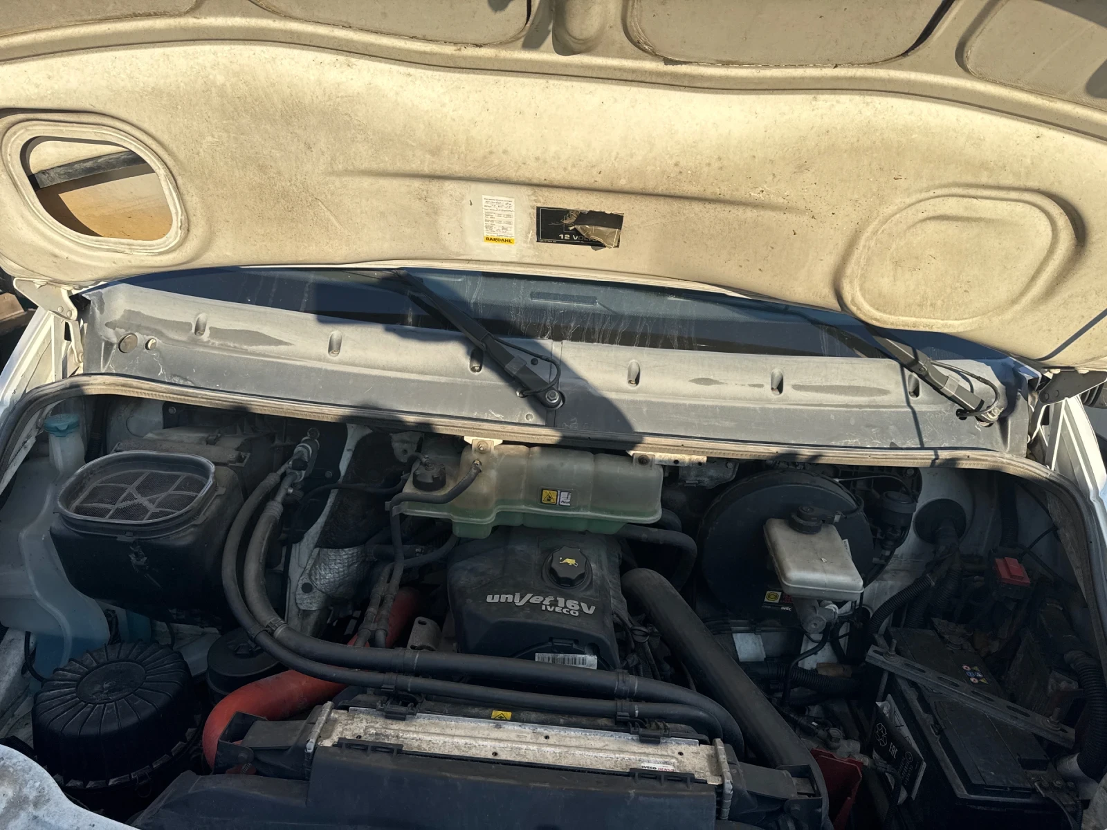 Iveco 35c13 2, 3 MPI - климатроник - изображение 9 | Auto.bg Iveco 35c13 2, 3 MPI - климатроник - изображение 9