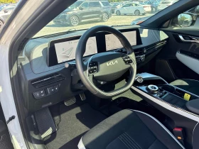 Kia EV6 AWD Long Range w/GT Line Pkg * CARFAX * | Auto.bg — изображение 7 Kia EV6 AWD Long Range w/GT Line Pkg * CARFAX * | Auto.bg — изображение 7