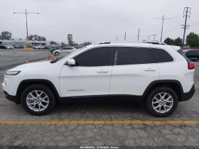 Снимка Jeep Cherokee