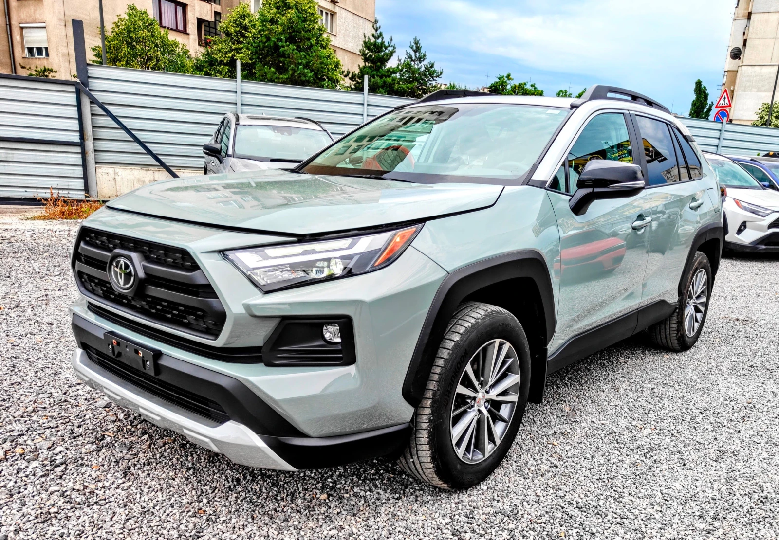 Toyota Rav4 TRAIL 2.5 AWD | Auto.bg — изображение 1 Toyota Rav4 TRAIL 2.5 AWD | Auto.bg — изображение 1