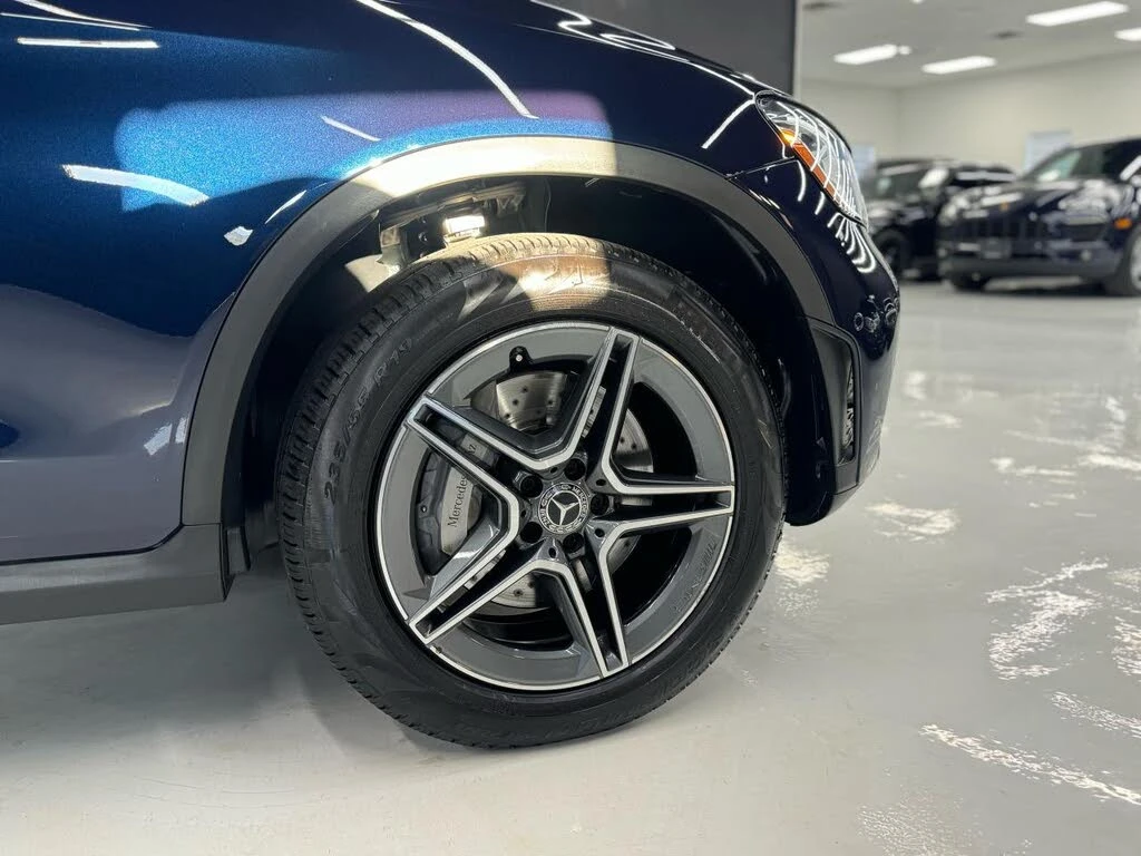 Mercedes-Benz GLC 300 4MATIC AMG PACK* DISTRONIC* 360 CAM* KEYLESS* ПАНО - изображение 5 | Auto.bg Mercedes-Benz GLC 300 4MATIC AMG PACK* DISTRONIC* 360 CAM* KEYLESS* ПАНО - изображение 5