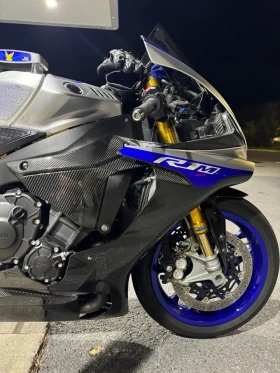 Yamaha YZF-R1 M / CARBON / ЦЕНА ДО БЪЛГАРИЯ / CARFAX | Auto.bg — изображение 5 Yamaha YZF-R1 M / CARBON / ЦЕНА ДО БЪЛГАРИЯ / CARFAX | Auto.bg — изображение 5