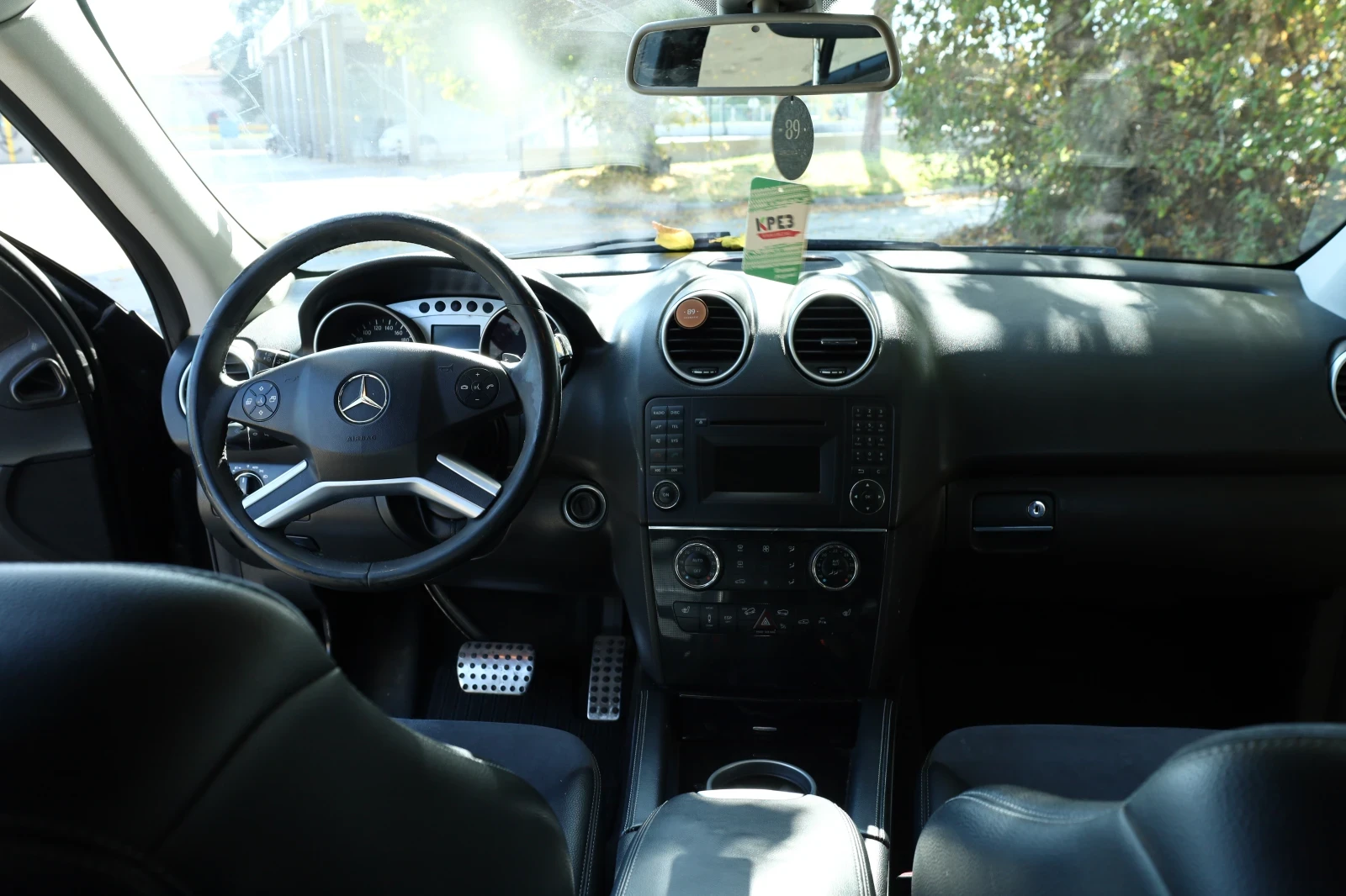 Mercedes-Benz ML 350 Mercedes-Benz ML 350 4MATIC   2011 г.    Двигател: - изображение 7 | Auto.bg Mercedes-Benz ML 350 Mercedes-Benz ML 350 4MATIC   2011 г.    Двигател: - изображение 7