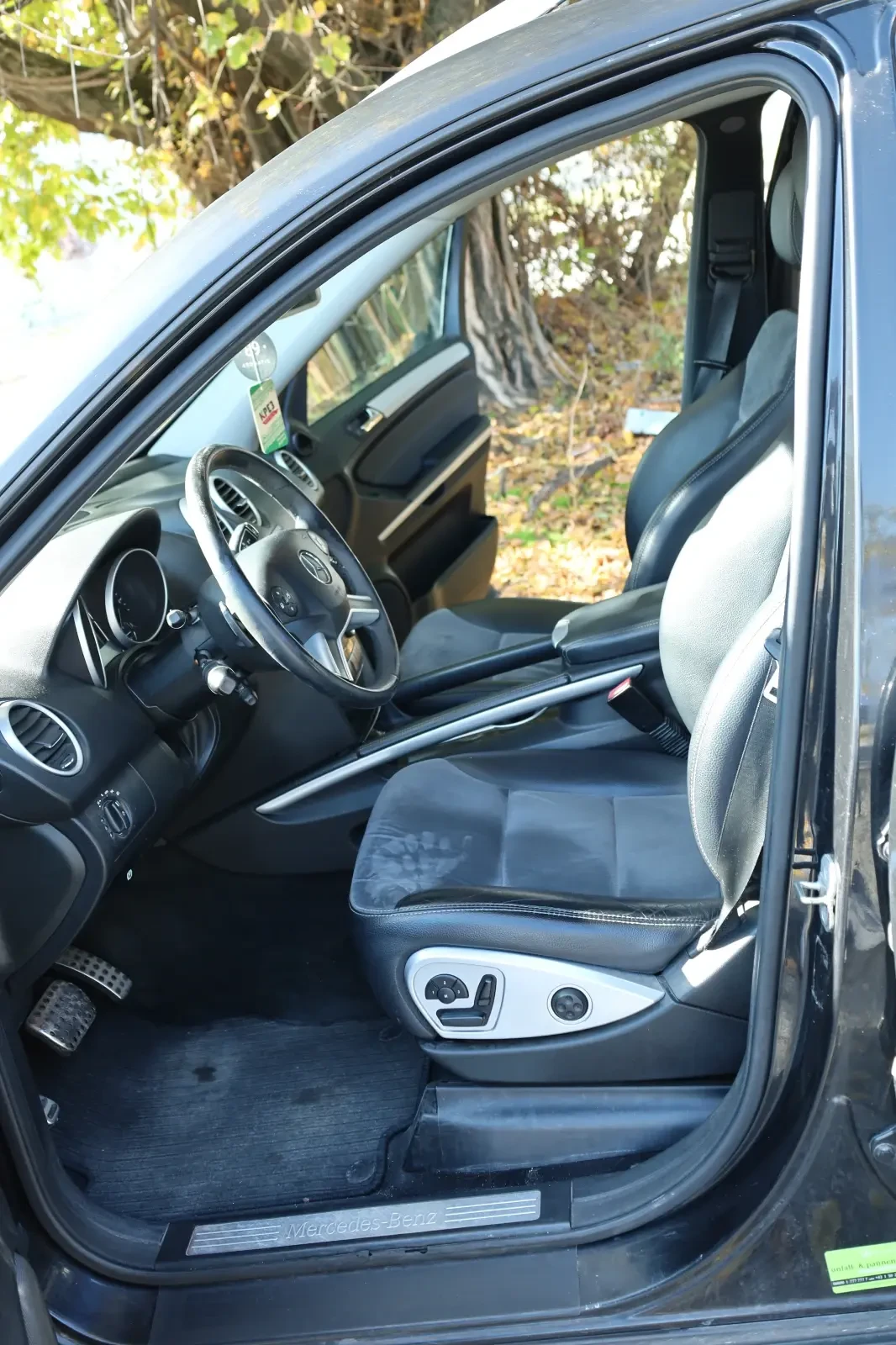 Mercedes-Benz ML 350 Mercedes-Benz ML 350 4MATIC   2011 г.    Двигател: - изображение 6 | Auto.bg Mercedes-Benz ML 350 Mercedes-Benz ML 350 4MATIC   2011 г.    Двигател: - изображение 6