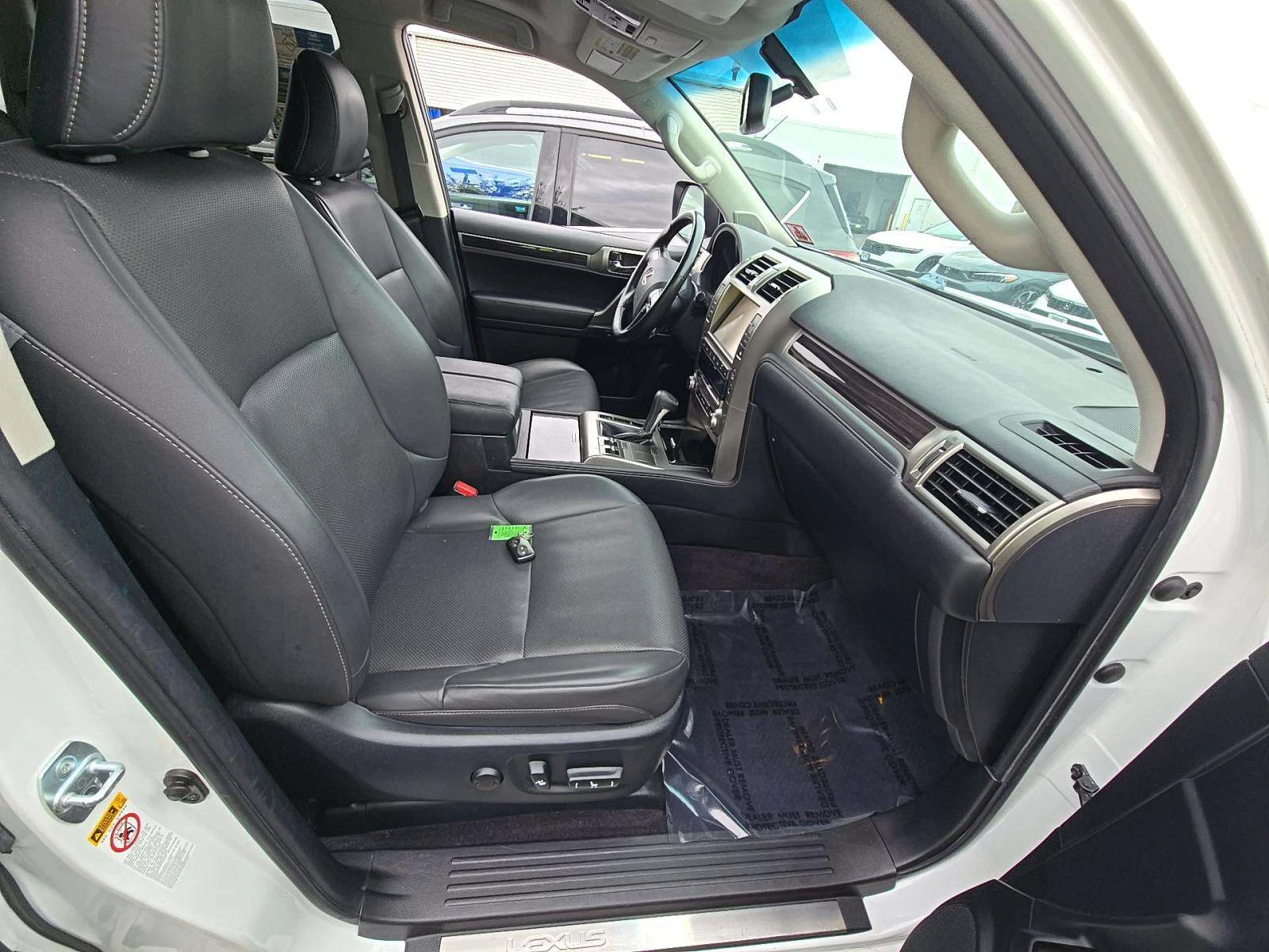 Lexus GX 460 Luxury* Обдух* Мъртва Т.* 6+ 1 - изображение 8 | Auto.bg Lexus GX 460 Luxury* Обдух* Мъртва Т.* 6+ 1 - изображение 8