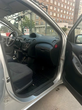 Toyota Yaris - 1300 € - 84604150 4 | Car24.bg Toyota Yaris - 1300 € - 84604150 4