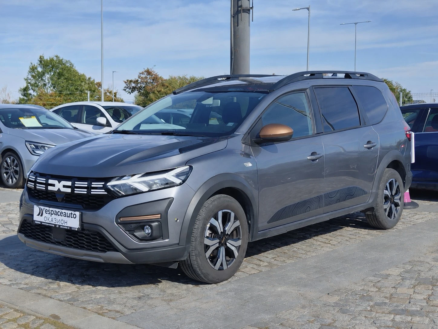 Dacia Jogger 1.0Tce/100к.с./ECO-G/EXTREME | Auto.bg — изображение 1 Dacia Jogger 1.0Tce/100к.с./ECO-G/EXTREME | Auto.bg — изображение 1