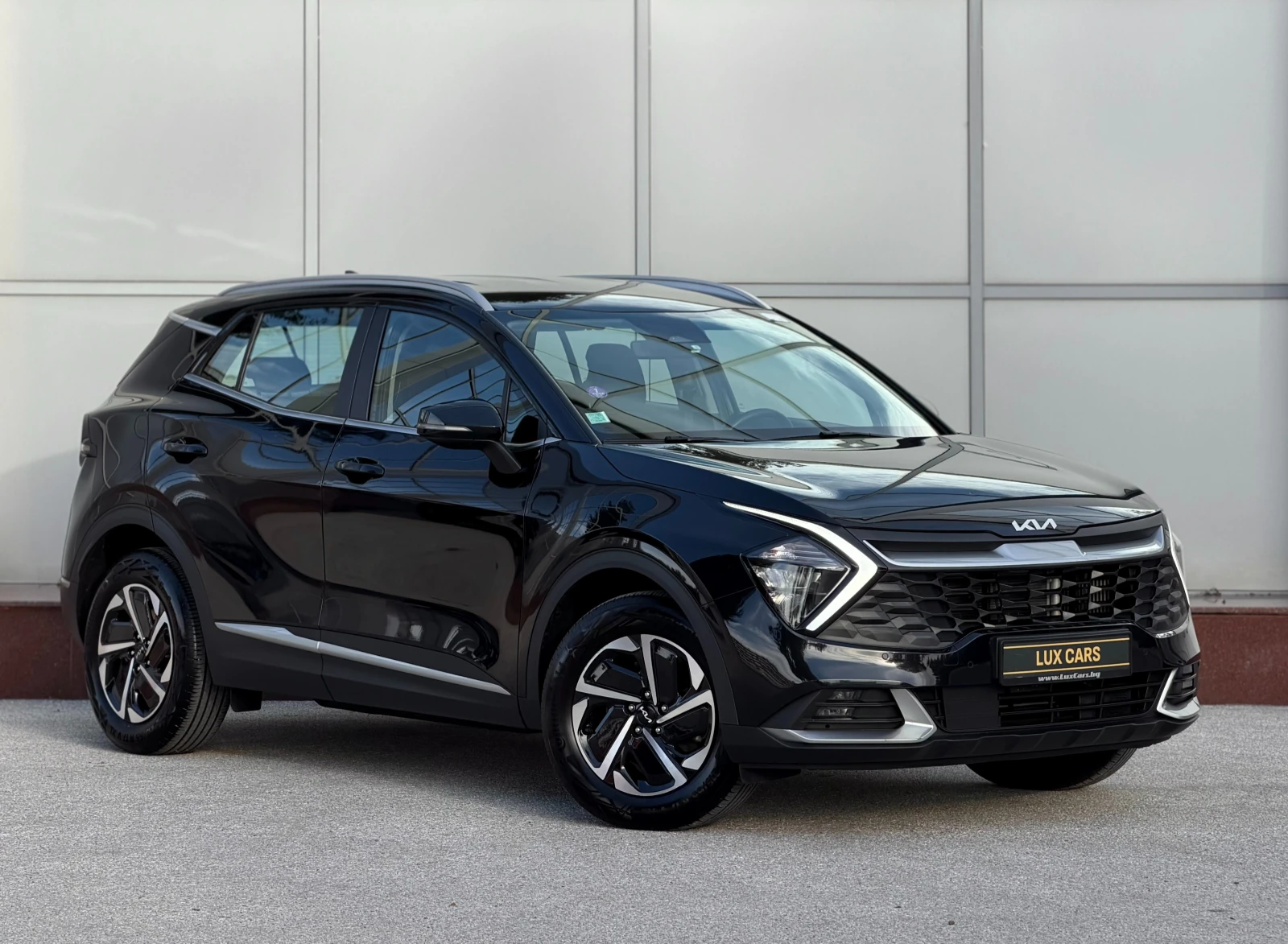 Kia Sportage - 1.6 T-GDi - Hybrid - 230к.с. - Navi - LED - | Auto.bg — изображение 1 Kia Sportage - 1.6 T-GDi - Hybrid - 230к.с. - Navi - LED - | Auto.bg — изображение 1