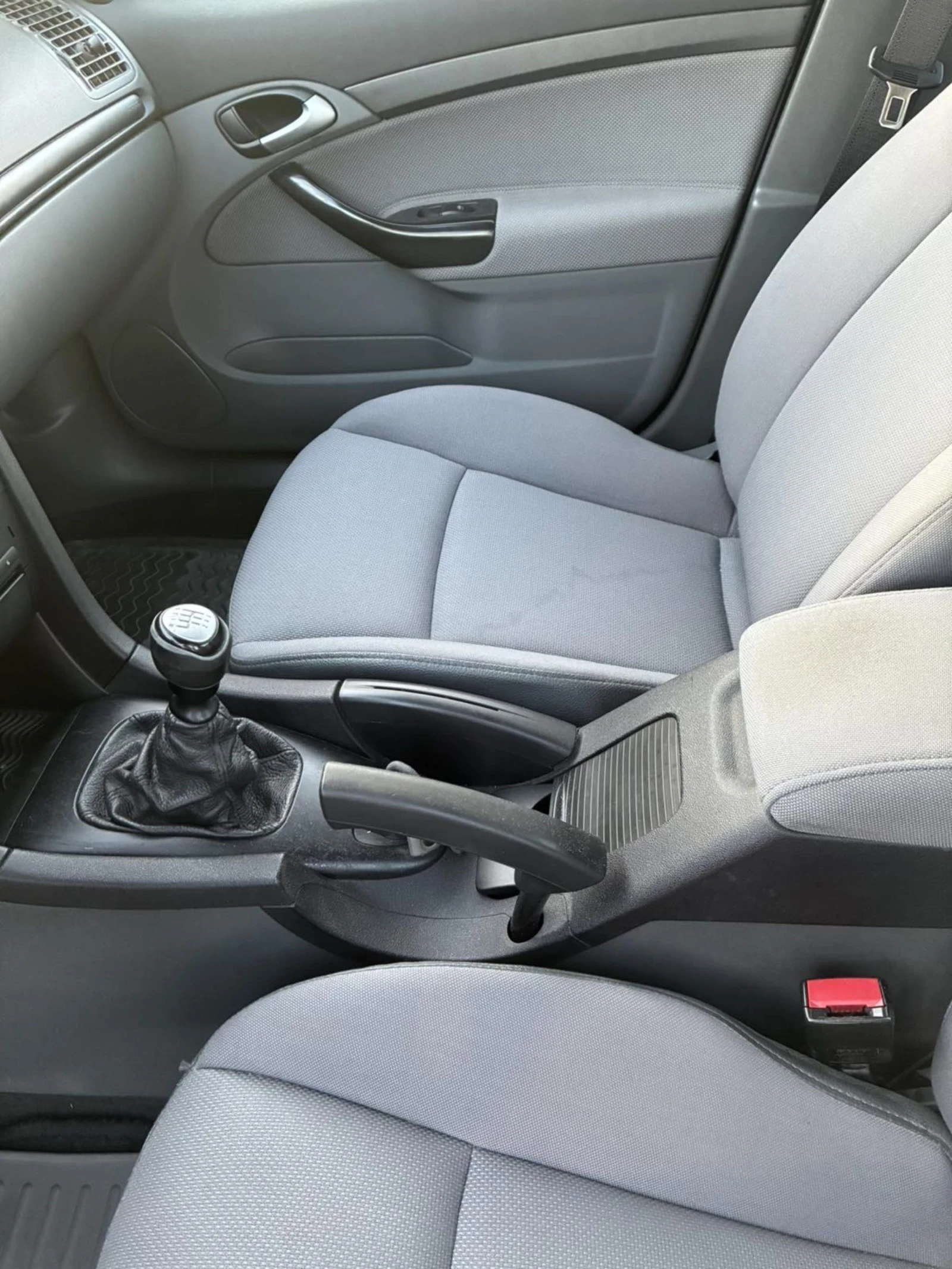 Saab 9-3 6 скорости / 2.2 дизел - 125кс - изображение 9 | Auto.bg Saab 9-3 6 скорости / 2.2 дизел - 125кс - изображение 9