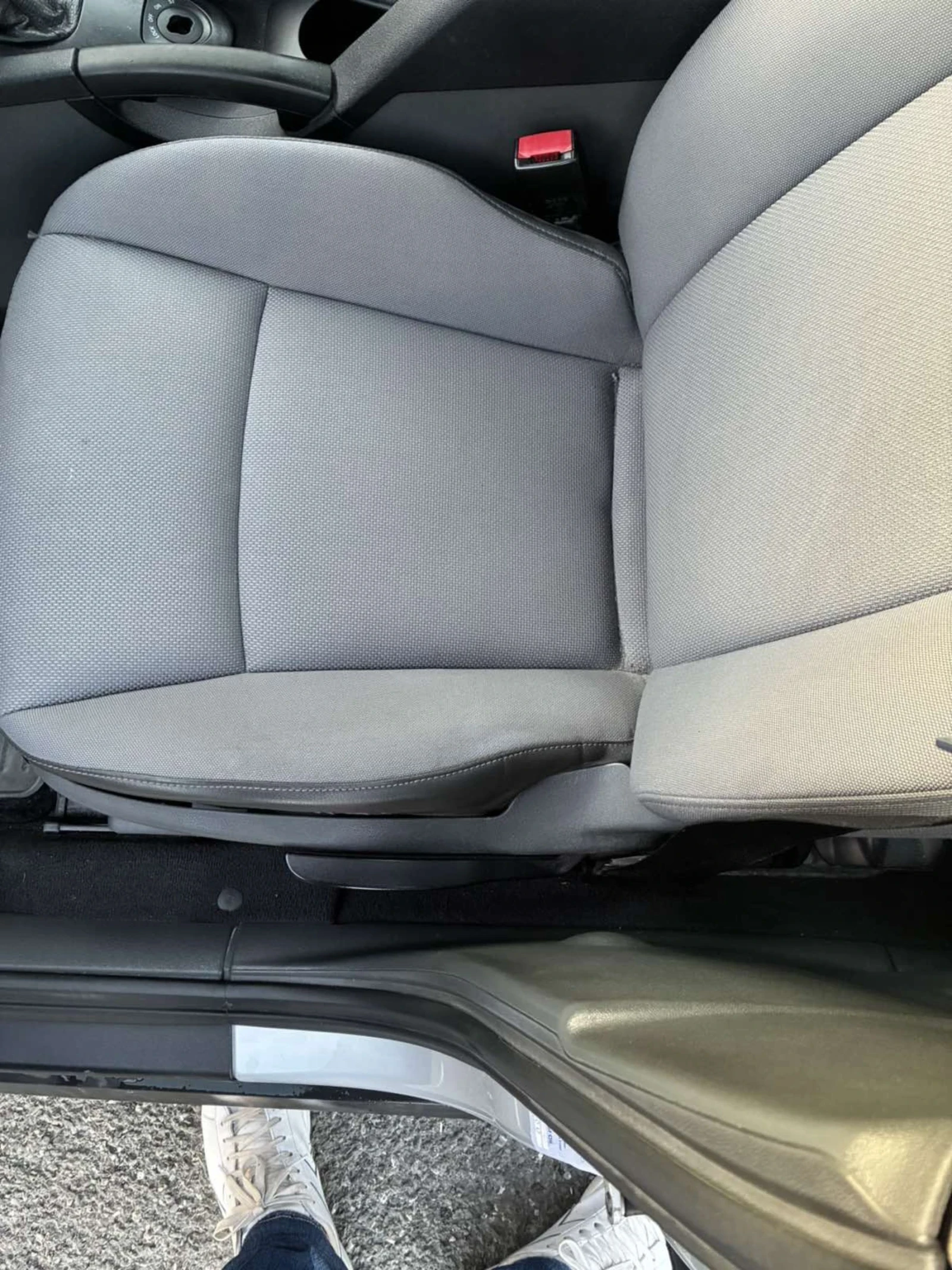 Saab 9-3 6 скорости / 2.2 дизел - 125кс - изображение 8 | Auto.bg Saab 9-3 6 скорости / 2.2 дизел - 125кс - изображение 8