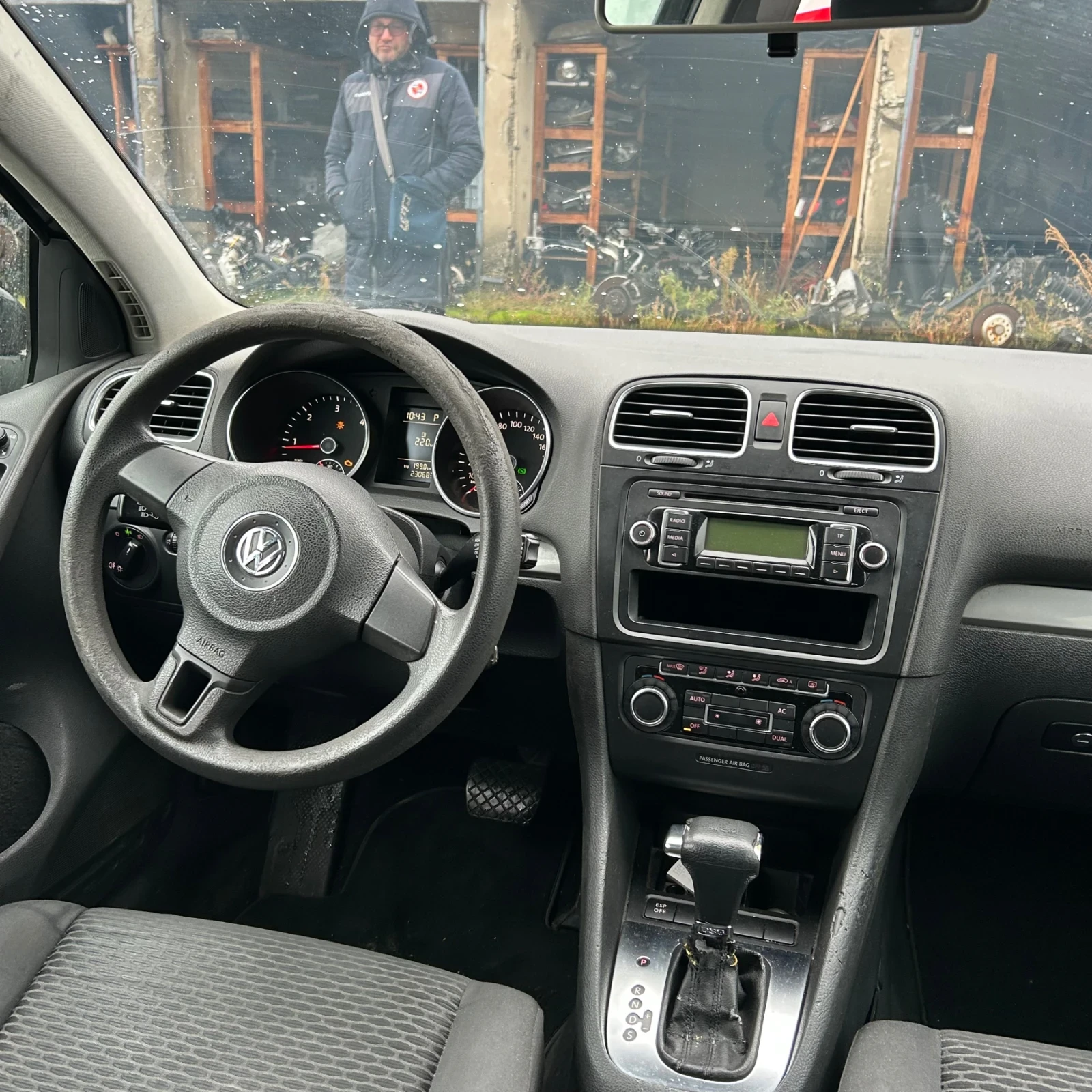 VW Golf 6 1.6TDI. Dsg - изображение 5 | Auto.bg VW Golf 6 1.6TDI. Dsg - изображение 5