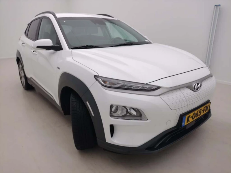 Hyundai Kona Fashion - 18400 € - 37899762 1 | Car24.bg Hyundai Kona Fashion - 18400 € - 37899762 1