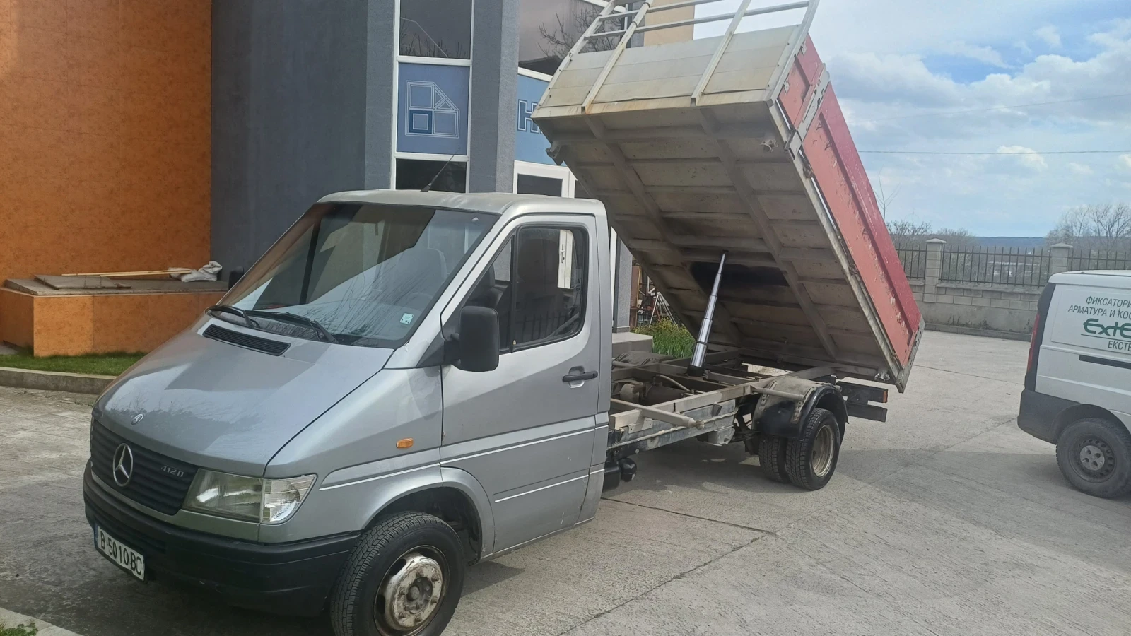 Mercedes-Benz Sprinter 412 undefined | Auto.bg — изображение 1 Mercedes-Benz Sprinter 412 undefined | Auto.bg — изображение 1