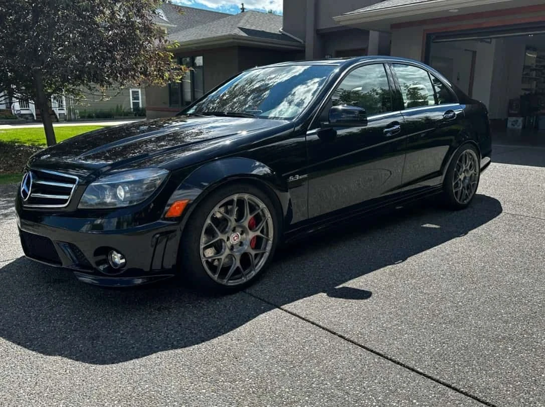 Mercedes-Benz C 63 AMG CARFAX / АВТОКРЕДИТ / SLS ГЕНЕРАЦИЯ | Auto.bg — изображение 1 Mercedes-Benz C 63 AMG CARFAX / АВТОКРЕДИТ / SLS ГЕНЕРАЦИЯ | Auto.bg — изображение 1