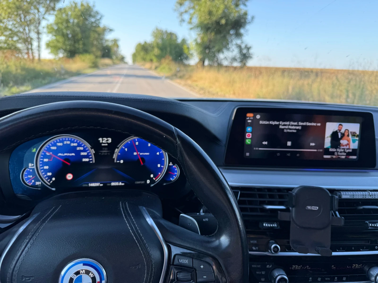 BMW 520 XDrive  Luxury Line - изображение 5 | Auto.bg BMW 520 XDrive  Luxury Line - изображение 5