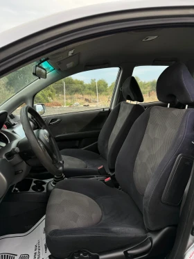 Honda Jazz 1.4 i-DSI Швейцария 100% Реални КМ ВИДЕО ЛИЗИНГ | Auto.bg — изображение 11 Honda Jazz 1.4 i-DSI Швейцария 100% Реални КМ ВИДЕО ЛИЗИНГ | Auto.bg — изображение 11