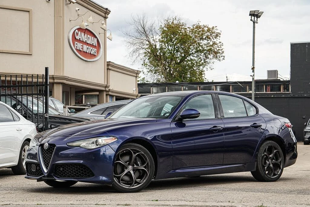 Alfa Romeo Giulia Ti AWD * DIS * ПОДГРЕВ * ЛЮК | Auto.bg — изображение 1 Alfa Romeo Giulia Ti AWD * DIS * ПОДГРЕВ * ЛЮК | Auto.bg — изображение 1