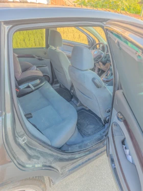 Fiat Croma 1.9 JTD - 2000 € / 3911.66 лв. - 66095563 10 | Car24.bg Fiat Croma 1.9 JTD - 2000 € / 3911.66 лв. - 66095563 10