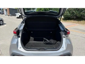 Toyota C-HR 2.0 PHEV COOL | Auto.bg — изображение 10 Toyota C-HR 2.0 PHEV COOL | Auto.bg — изображение 10