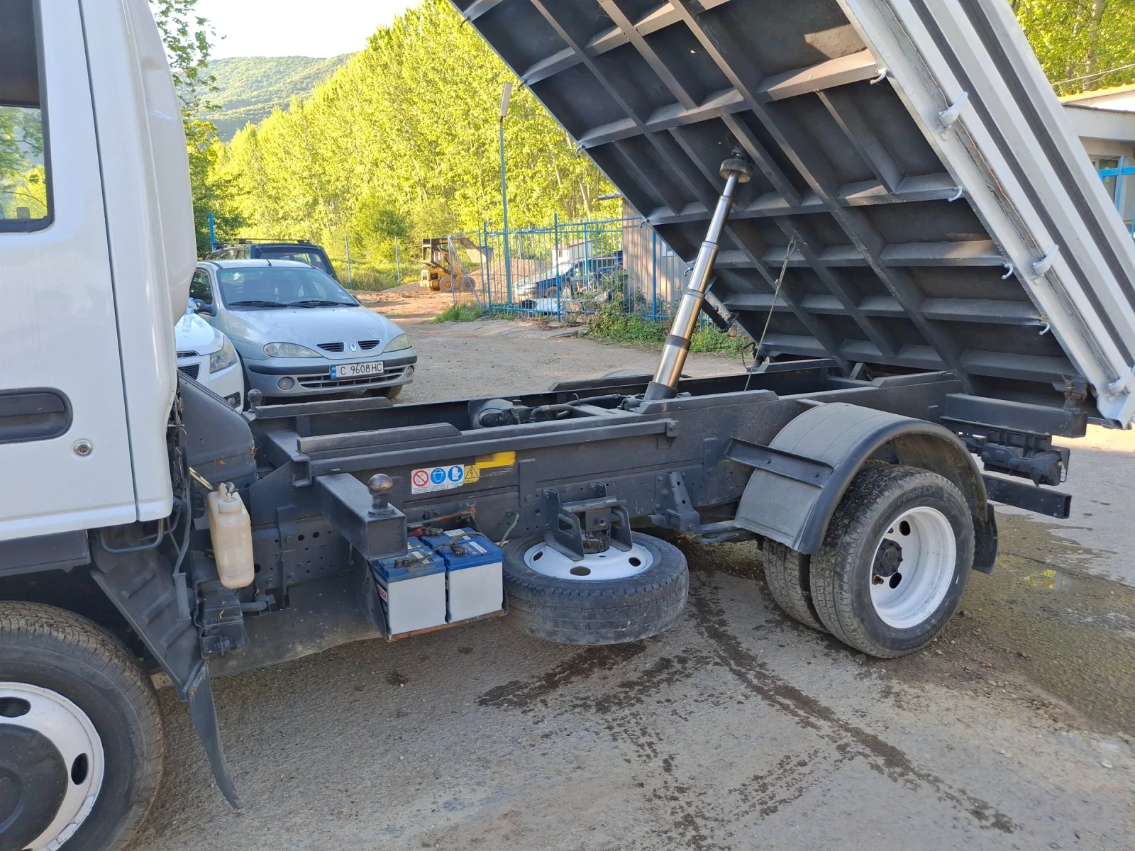 Isuzu Midi 3.0tdi.samosval - изображение 6 | Auto.bg Isuzu Midi 3.0tdi.samosval - изображение 6