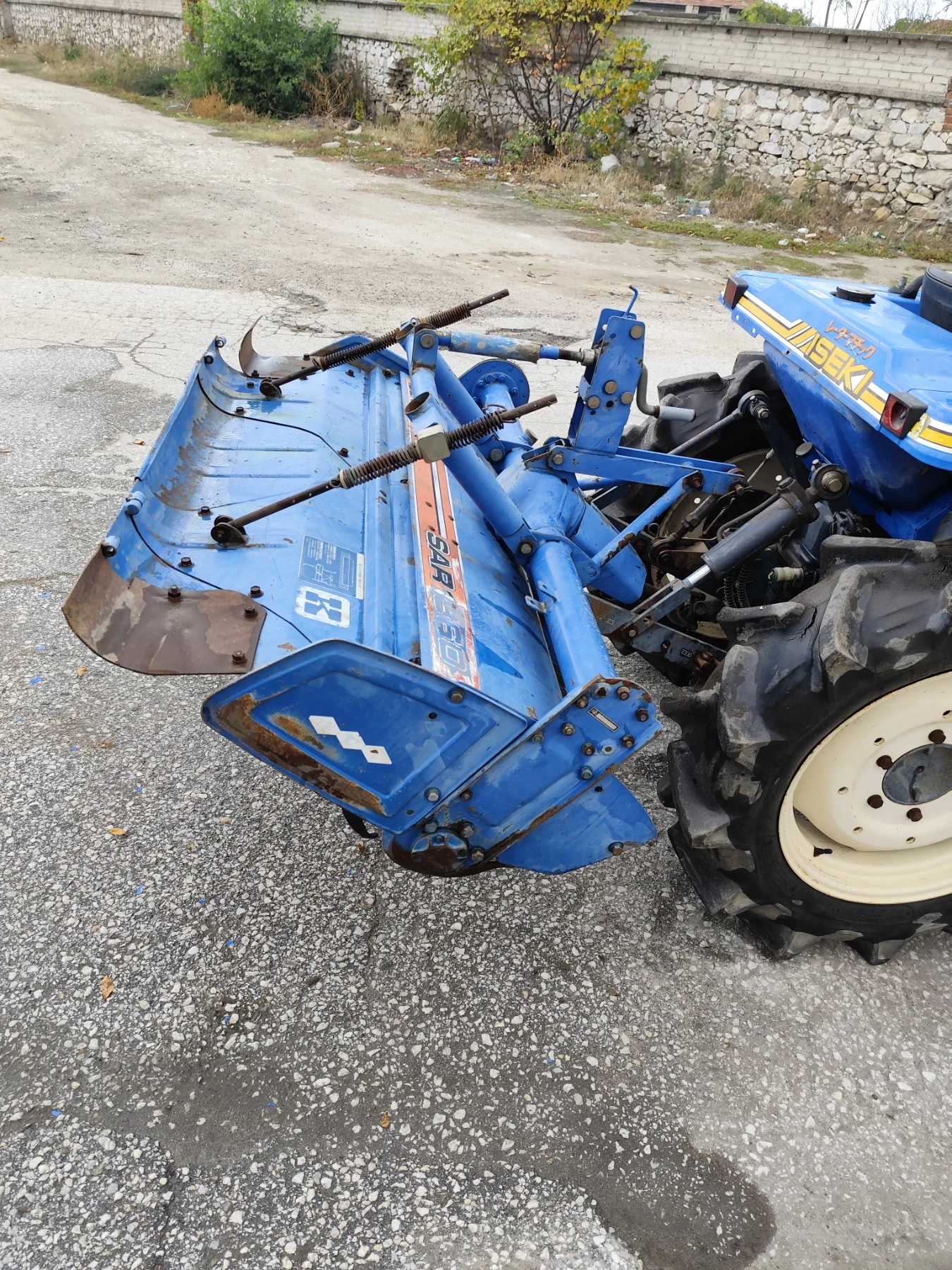 Трактор ISEKI  - изображение 4 | Auto.bg Трактор ISEKI  - изображение 4