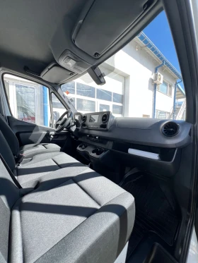 Mercedes-Benz Sprinter 317 /9-G tronic/ Падащ борд / Оригинален вид | Auto.bg — изображение 13 Mercedes-Benz Sprinter 317 /9-G tronic/ Падащ борд / Оригинален вид | Auto.bg — изображение 13