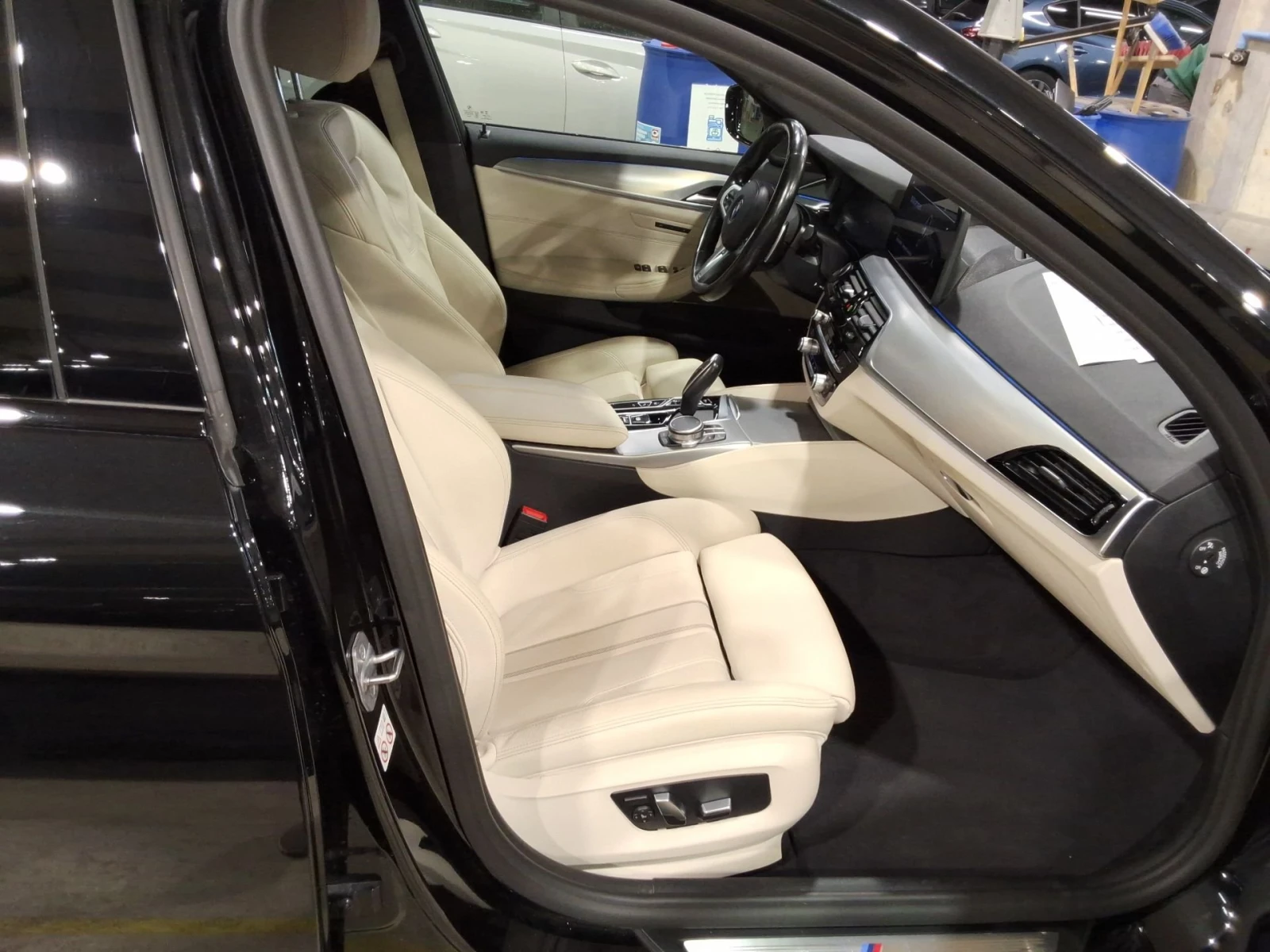 BMW 530E * M Sport - xDrive - Хибрид * АВТОФИНАНСИРАНЕ*  - изображение 6 | Auto.bg BMW 530E * M Sport - xDrive - Хибрид * АВТОФИНАНСИРАНЕ*  - изображение 6