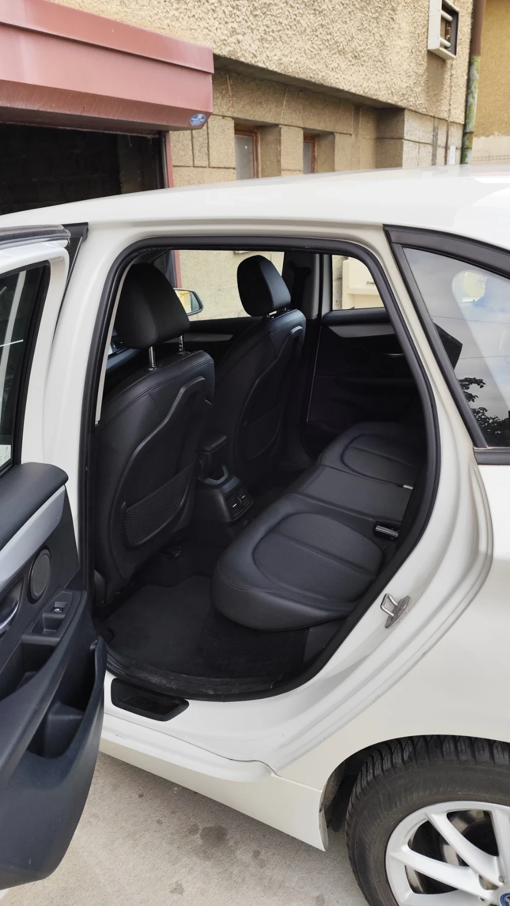 BMW 2 Active Tourer 225 xe iperformance - изображение 10 | Auto.bg BMW 2 Active Tourer 225 xe iperformance - изображение 10