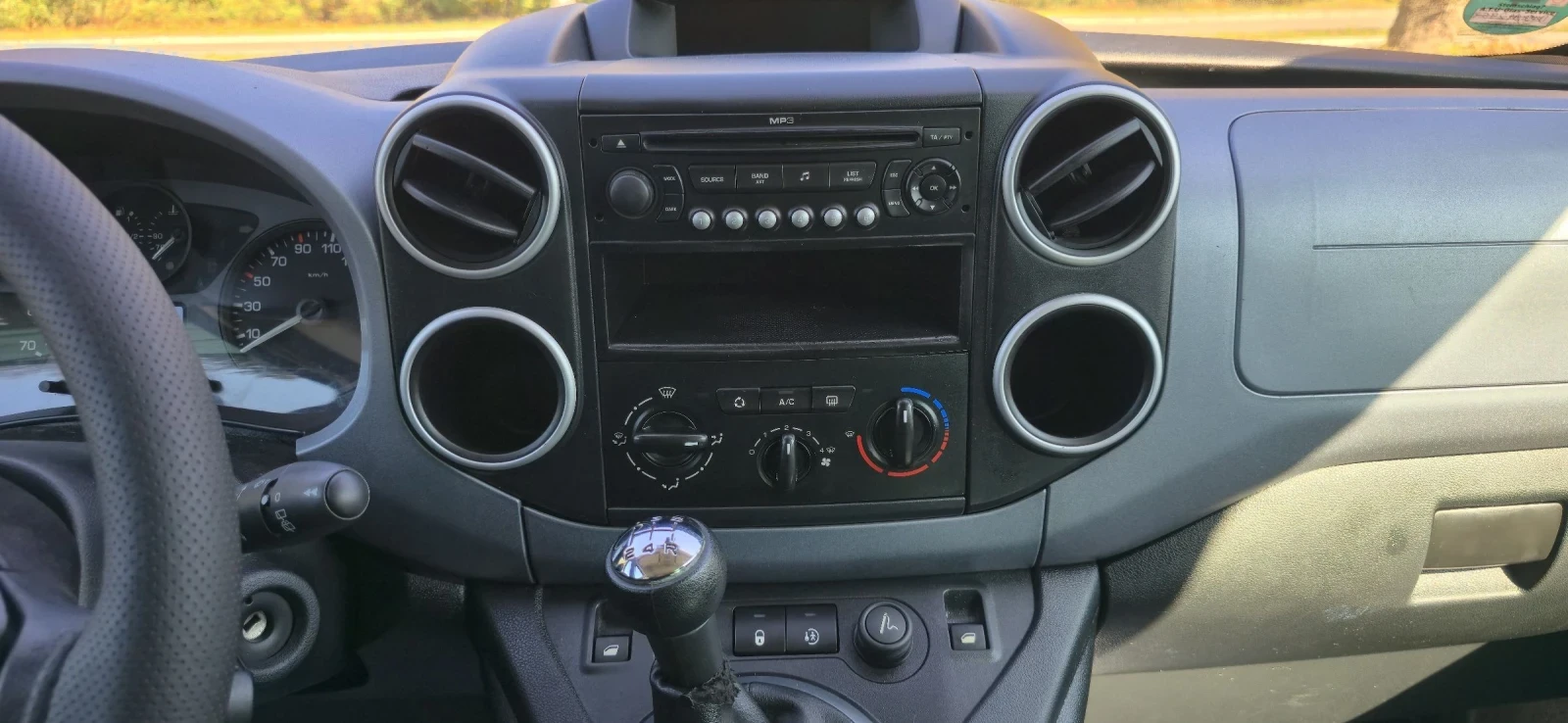 Citroen Berlingo 1.6 HDI - изображение 10 | Auto.bg Citroen Berlingo 1.6 HDI - изображение 10