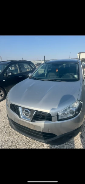 Nissan Qashqai 2.0DCI AVTOMAT/NAVI/PANORAMA EURO 5 4X4 - Car24.bg Nissan Qashqai 2.0DCI AVTOMAT/NAVI/PANORAMA EURO 5 4X4