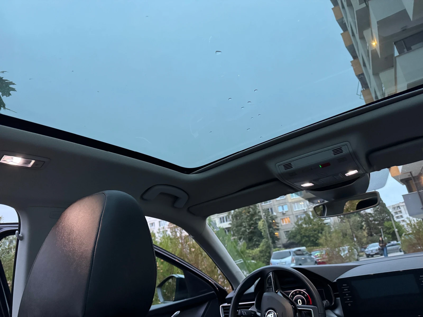 Skoda Scala  1.5 TSI DSG | Панорама | LED | Virtual - изображение 6 | Auto.bg Skoda Scala  1.5 TSI DSG | Панорама | LED | Virtual - изображение 6