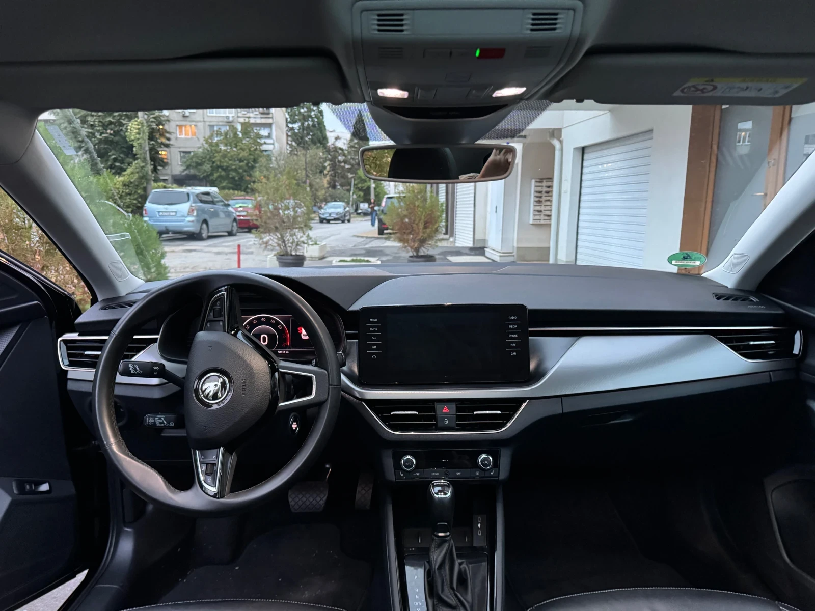 Skoda Scala  1.5 TSI DSG | Панорама | LED | Virtual - изображение 7 | Auto.bg Skoda Scala  1.5 TSI DSG | Панорама | LED | Virtual - изображение 7