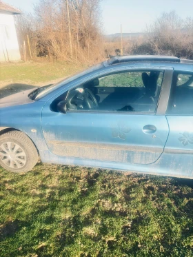 Peugeot 206 - 800 € / 1564.66 лв. - 60132803 5 | Car24.bg Peugeot 206 - 800 € / 1564.66 лв. - 60132803 5