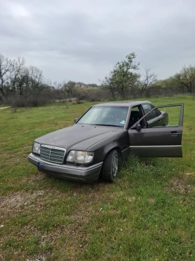 Снимка Mercedes-Benz 124